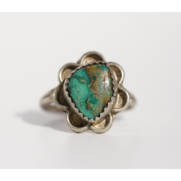 Jewelry - Old Pawn Native American Indian Sterling Silver Turquoise Ring - Size 6.75‎